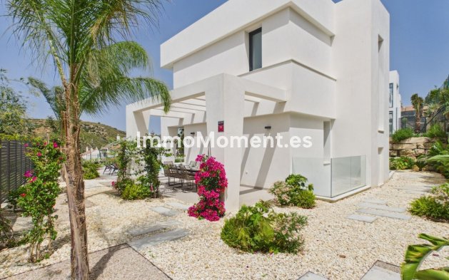 Resale - Detached villa - Manilva - La Duquesa