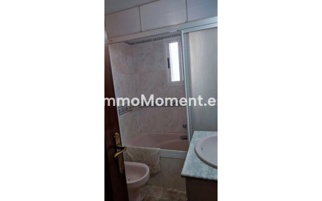 Resale - Apartment - Marbella - Elviria