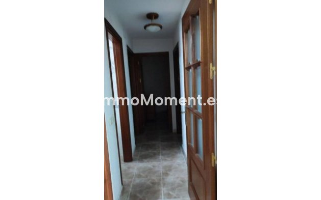 Resale - Apartment - Marbella - Elviria