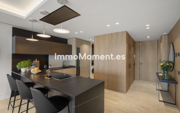 Resale - Apartment - Estepona - Estepona Centro