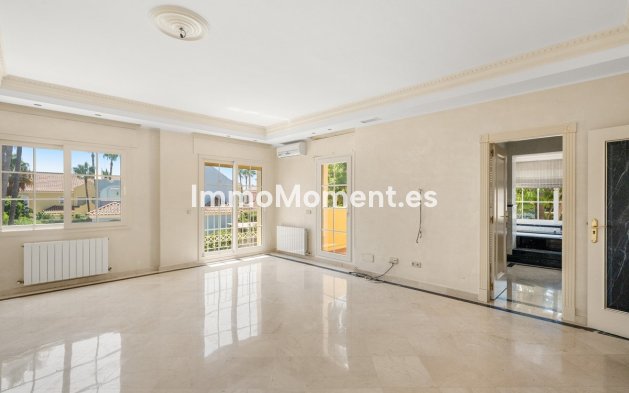 Resale - Detached villa - Marbella - Cortijo Blanco