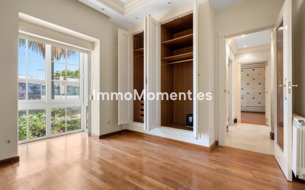 Resale - Detached villa - Marbella - Cortijo Blanco