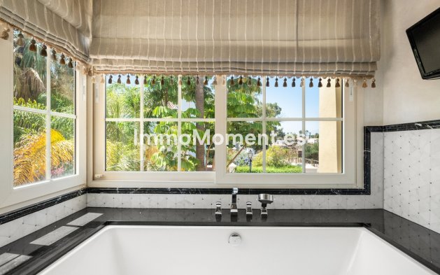 Resale - Detached villa - Marbella - Cortijo Blanco