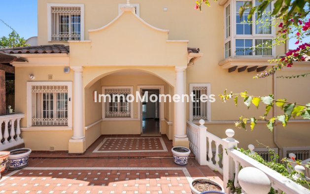 Resale - Detached villa - Marbella - Cortijo Blanco
