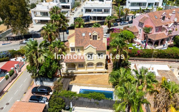 Resale - Detached villa - Marbella - Cortijo Blanco