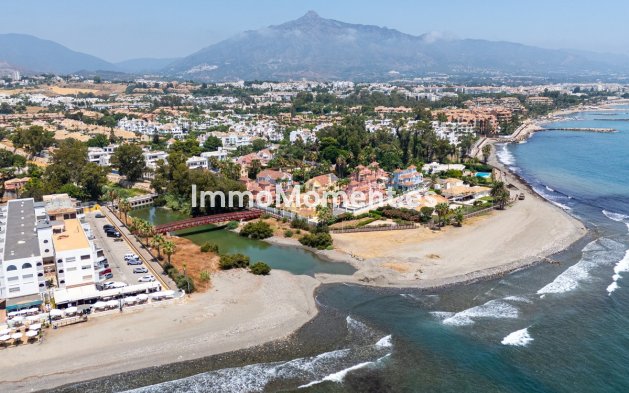 Resale - Detached villa - Marbella - Cortijo Blanco