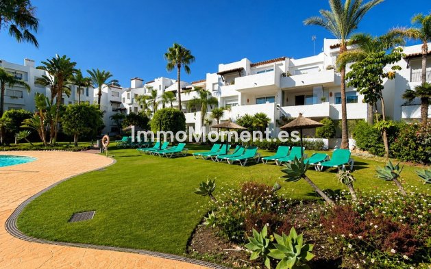 Resale - Apartment - Estepona - Costalita