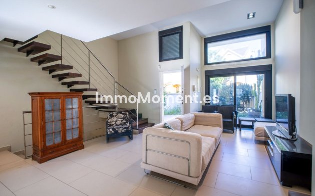 Resale - Townhouse - Estepona - Estepona Centro