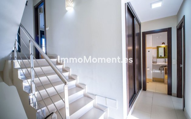 Resale - Townhouse - Estepona - Estepona Centro