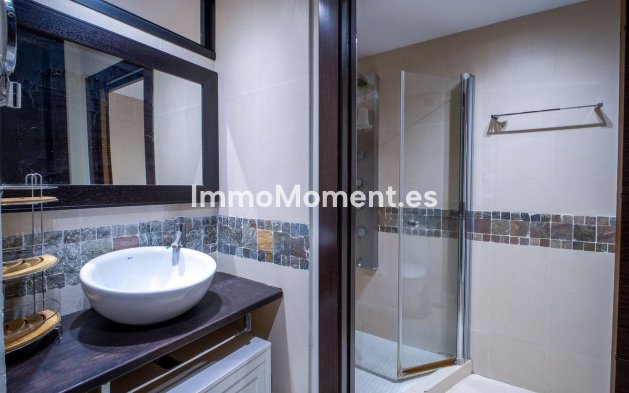 Resale - Townhouse - Estepona - Estepona Centro