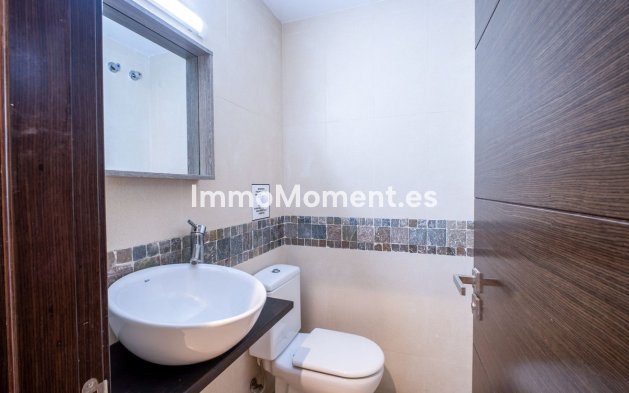 Resale - Townhouse - Estepona - Estepona Centro