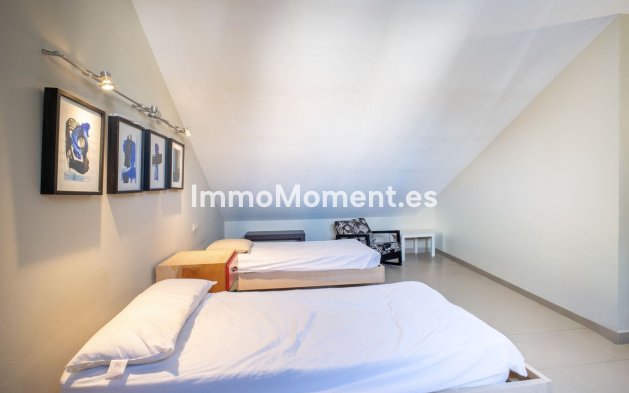 Resale - Townhouse - Estepona - Estepona Centro