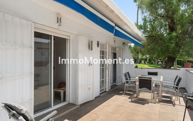 Resale - Apartment - Marbella - Nueva Andalucía
