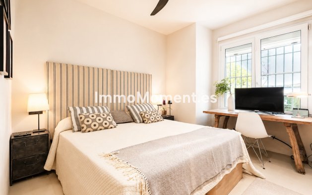 Resale - Townhouse - Marbella - Guadalmina Alta