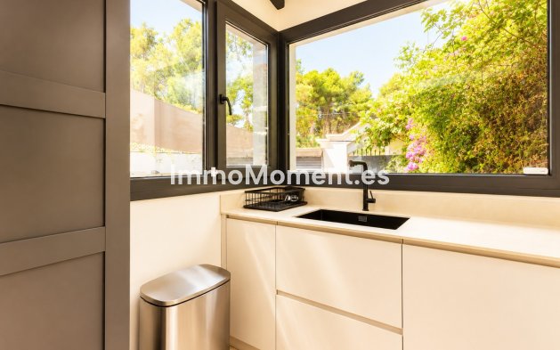 Resale - Townhouse - Marbella - Guadalmina Alta