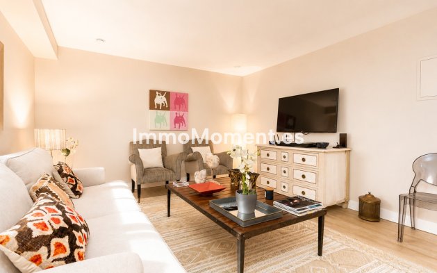 Resale - Townhouse - Marbella - Guadalmina Alta