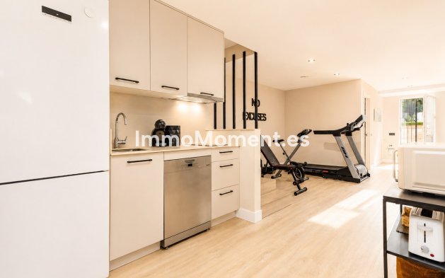 Resale - Townhouse - Marbella - Guadalmina Alta