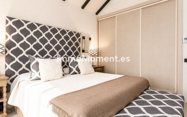 Resale - Townhouse - Marbella - Guadalmina Alta