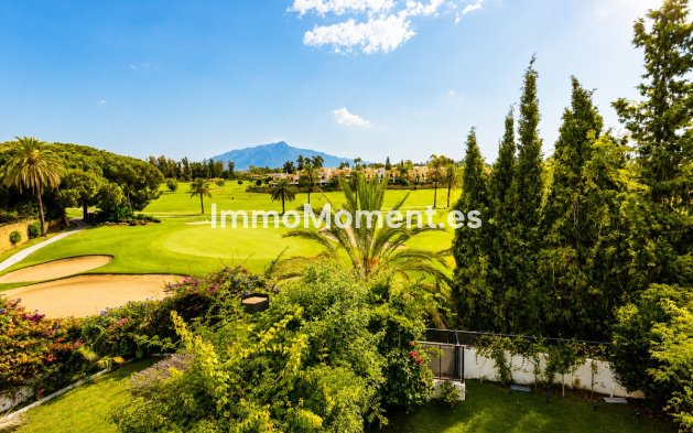 Resale - Townhouse - Marbella - Guadalmina Alta