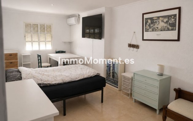 Wiederverkauf - Freistehende Villa - Marbella - Marbella Centro