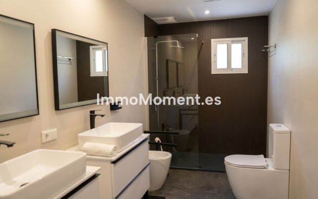 Wiederverkauf - Freistehende Villa - Marbella - Marbella Centro