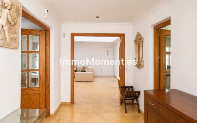 Wiederverkauf - Freistehende Villa - Marbella - Marbella Centro