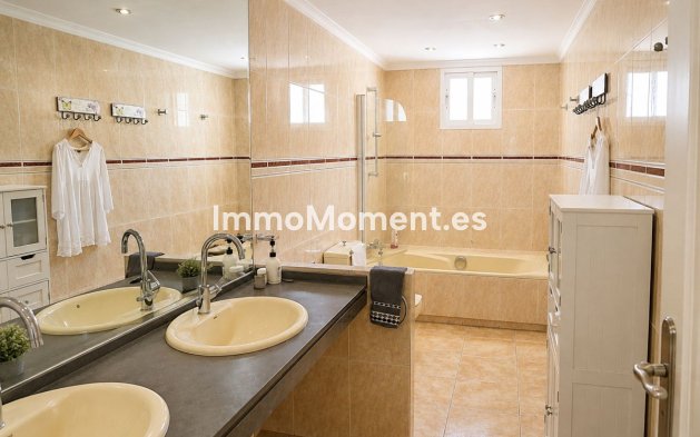 Wiederverkauf - Freistehende Villa - Marbella - Marbella Centro