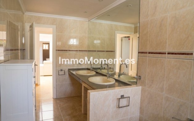 Wiederverkauf - Freistehende Villa - Marbella - Marbella Centro
