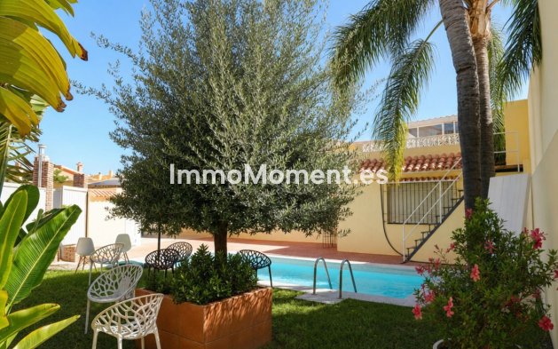 Wiederverkauf - Freistehende Villa - Marbella - Marbella Centro