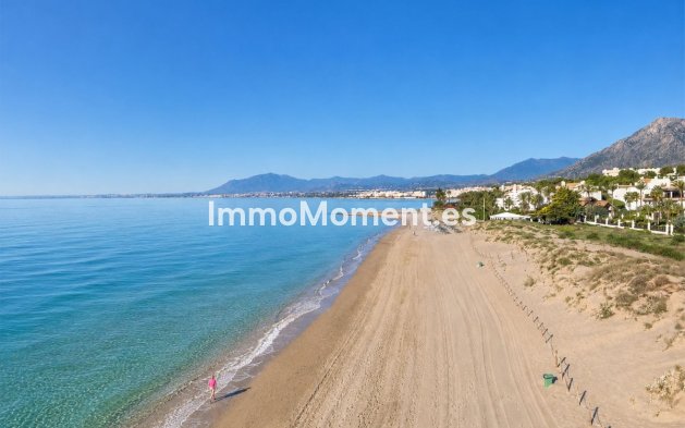 Resale - Apartment - Marbella - Los Monteros