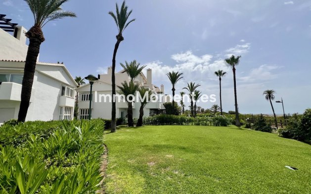 Resale - Apartment - Marbella - Los Monteros