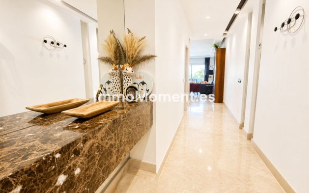 Resale - Apartment - Marbella - Los Monteros