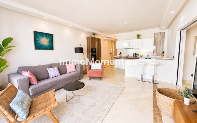 Resale - Apartment - Marbella - Los Monteros