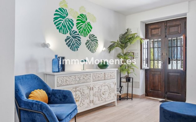 Resale - Townhouse - Estepona - Estepona Centro