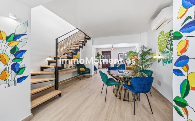Resale - Townhouse - Estepona - Estepona Centro