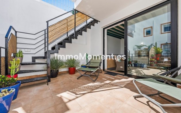 Resale - Townhouse - Estepona - Estepona Centro