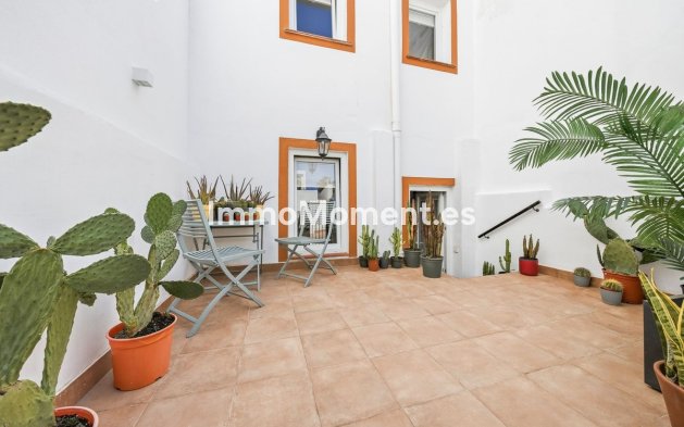 Resale - Townhouse - Estepona - Estepona Centro