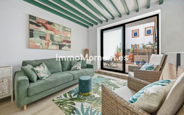 Resale - Townhouse - Estepona - Estepona Centro