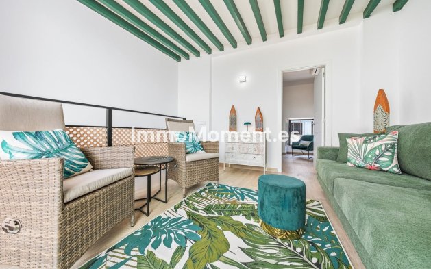 Resale - Townhouse - Estepona - Estepona Centro