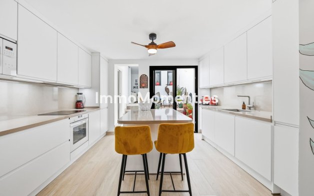 Resale - Townhouse - Estepona - Estepona Centro