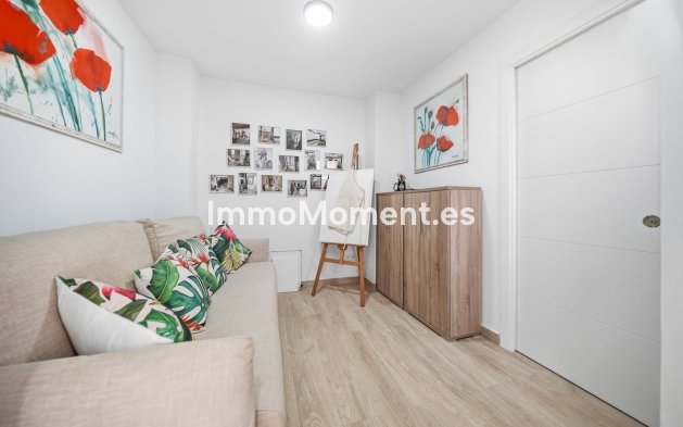 Resale - Townhouse - Estepona - Estepona Centro