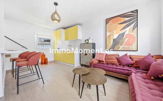 Resale - Townhouse - Estepona - Estepona Centro