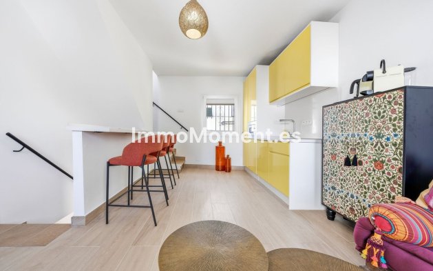 Resale - Townhouse - Estepona - Estepona Centro