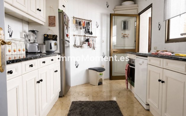 Bestaande woning - Vrijstaande villa - Benalmadena - Benalmadena Centro