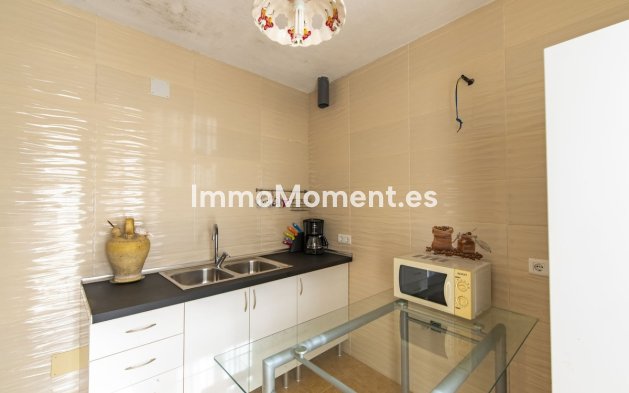 Resale - Country house - Inland  - Coín