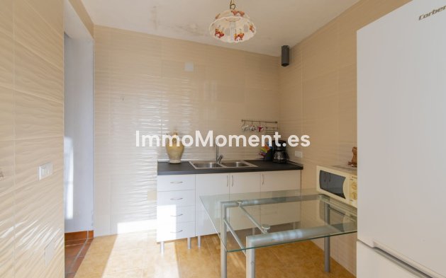 Resale - Country house - Inland  - Coín