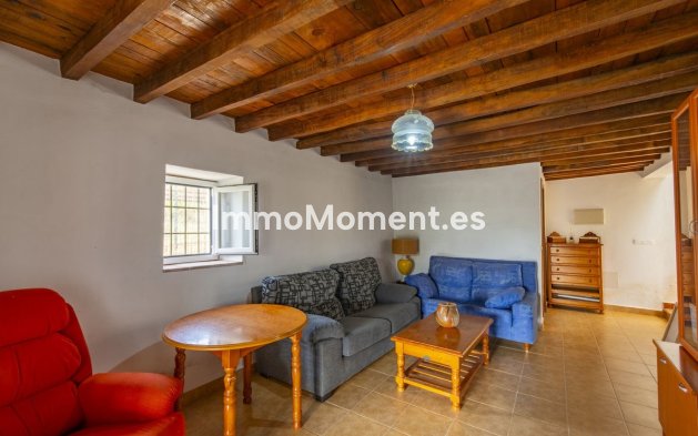 Resale - Country house - Inland  - Coín