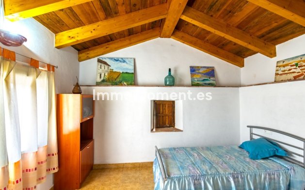Resale - Country house - Inland  - Coín