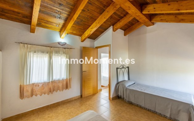 Resale - Country house - Inland  - Coín