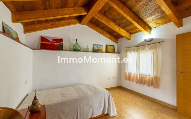 Resale - Country house - Inland  - Coín